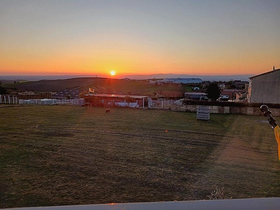 Teilhede Tiny House Des Bougnatsヴィラ エクステリア 写真
