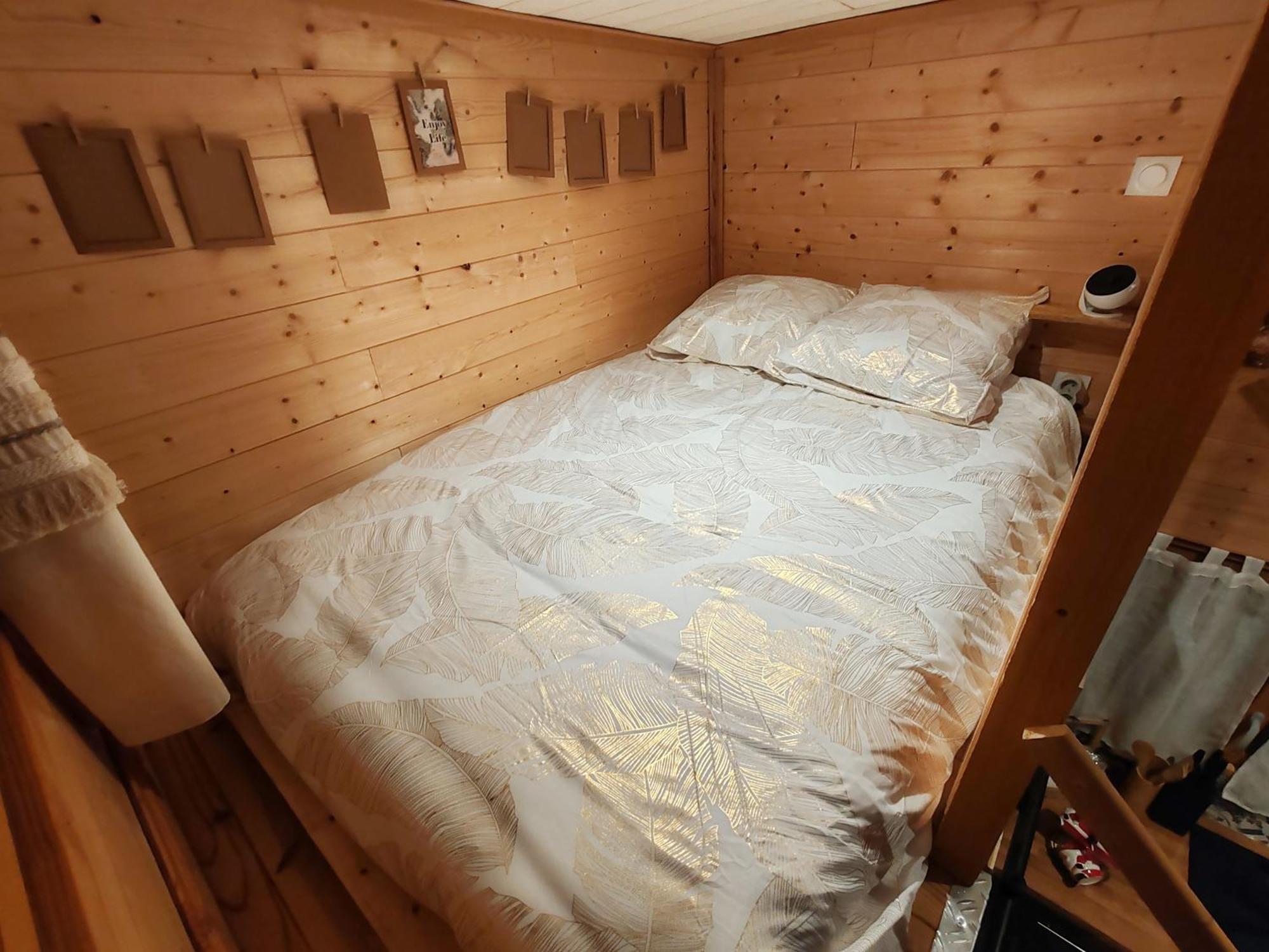 Teilhede Tiny House Des Bougnatsヴィラ エクステリア 写真